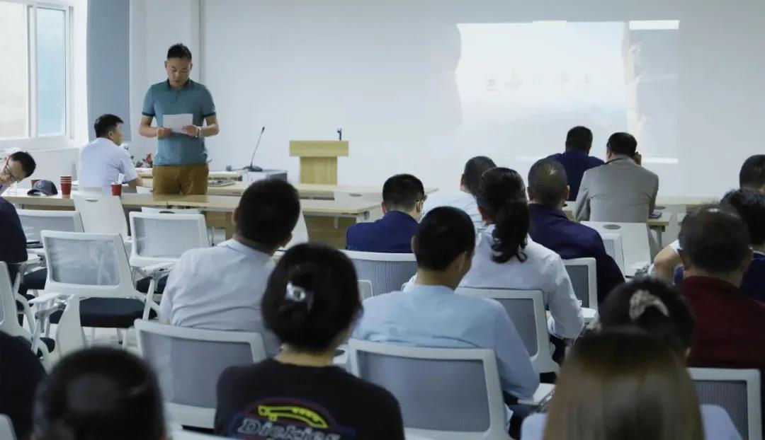 陜直股份、秦漢通航聯(lián)合開展 6.16安全宣傳咨詢?nèi)障盗谢顒? /></div>
						<div   id=