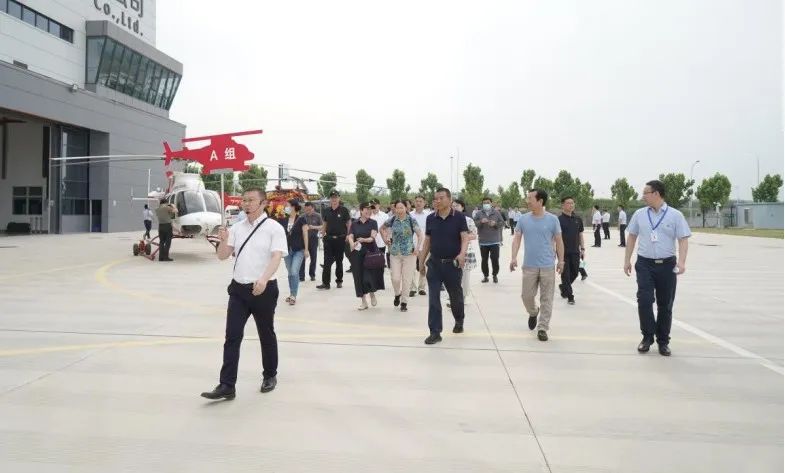 陜西省委黨校航空應急救援實踐教學走進陜西直升機產業(yè)發(fā)展園